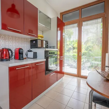 Le Camelie House - Maggiore Feriehus *